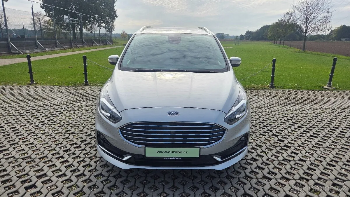 Ford Galaxy 2023 photo 2