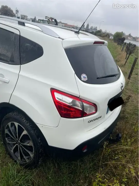 Nissan Qashqai 2013 photo 3