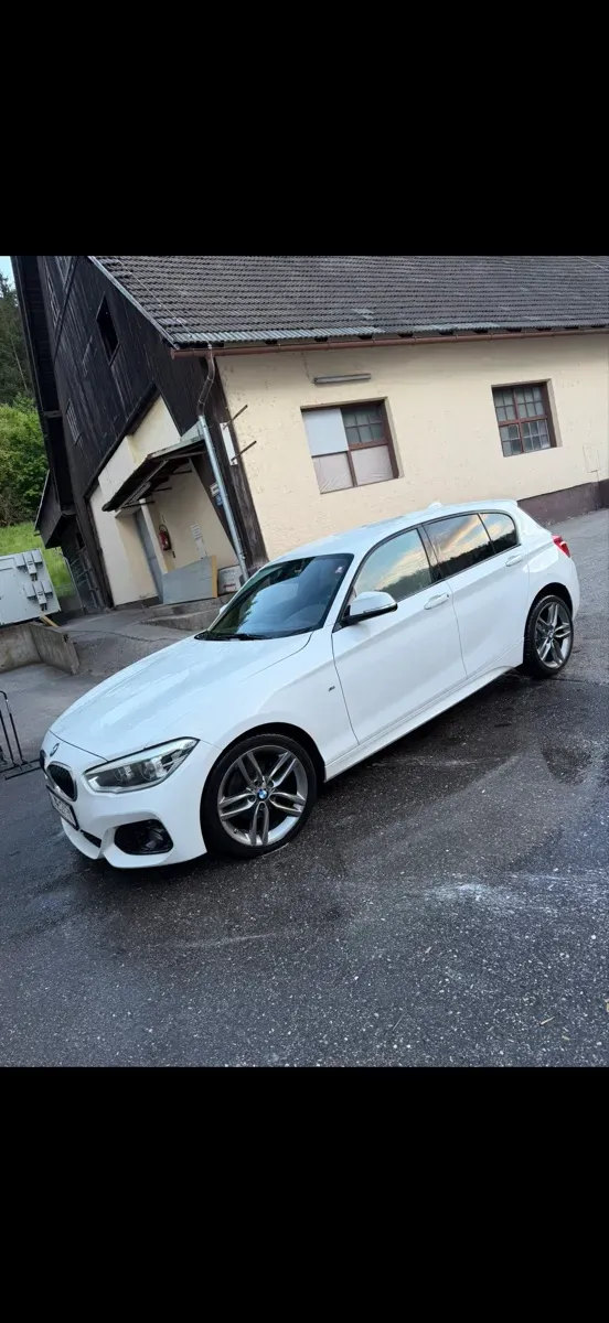 BMW 1 Series 2016 photo 2