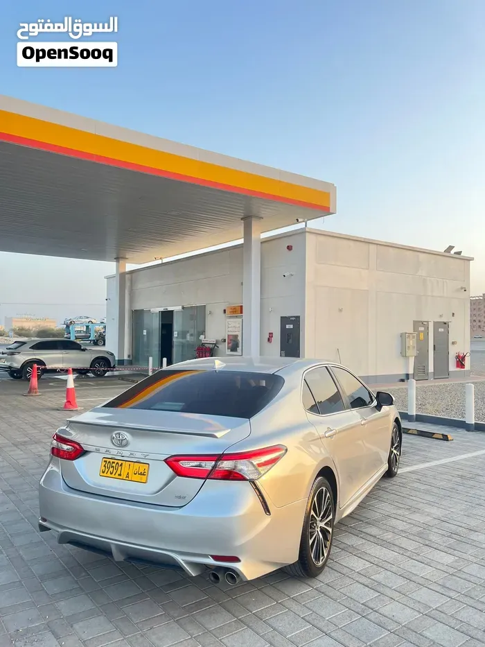 Toyota Camry 2019 photo 2