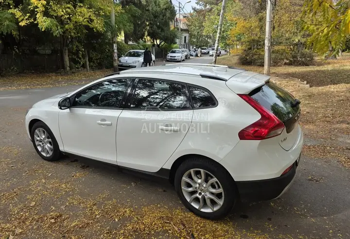 Volvo V40 2017 photo 3