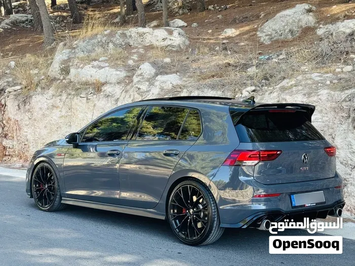 Volkswagen Golf Gti 2023 photo 2