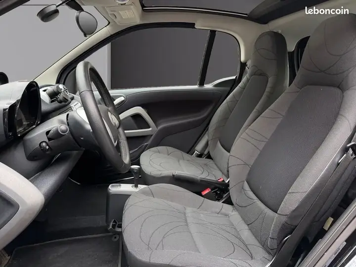 Smart Fortwo 2013 photo 2