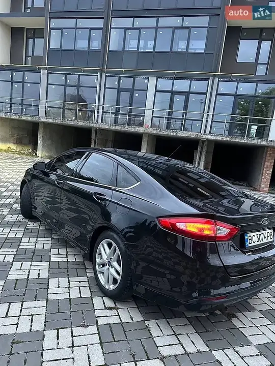 Ford Fusion 2012 photo 2