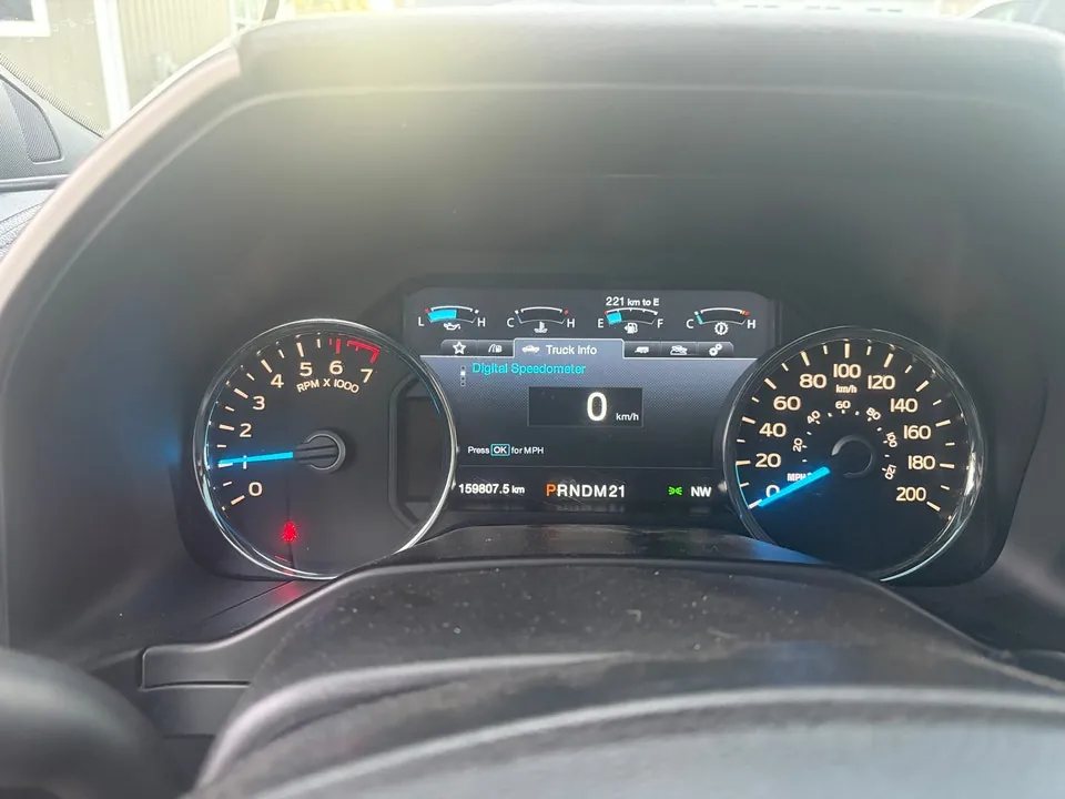 Ford F-150 2015 photo 2