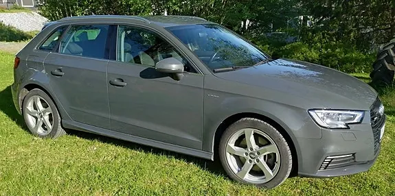 Audi E-Tron 2018 photo 2