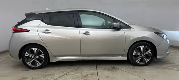 Nissan Leaf 2021 photo 4