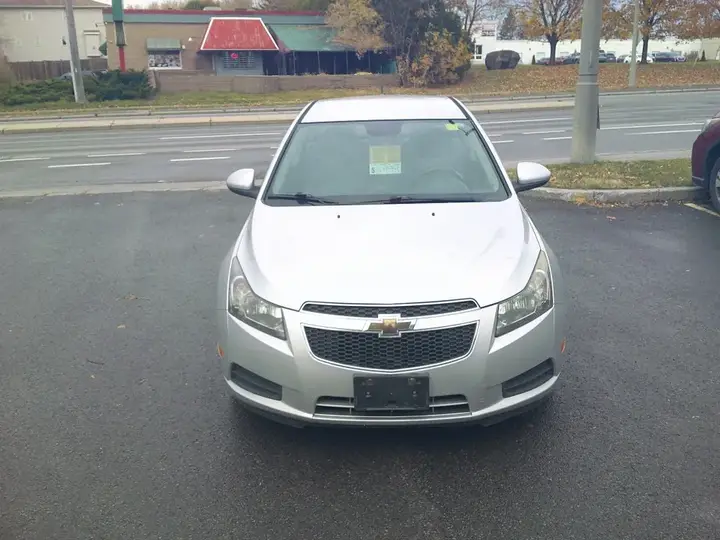 Chevrolet Cruze 2014 photo 2