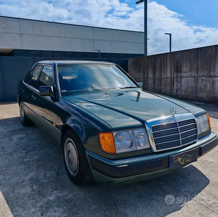 Mercedes-Benz 190 1989 photo 3