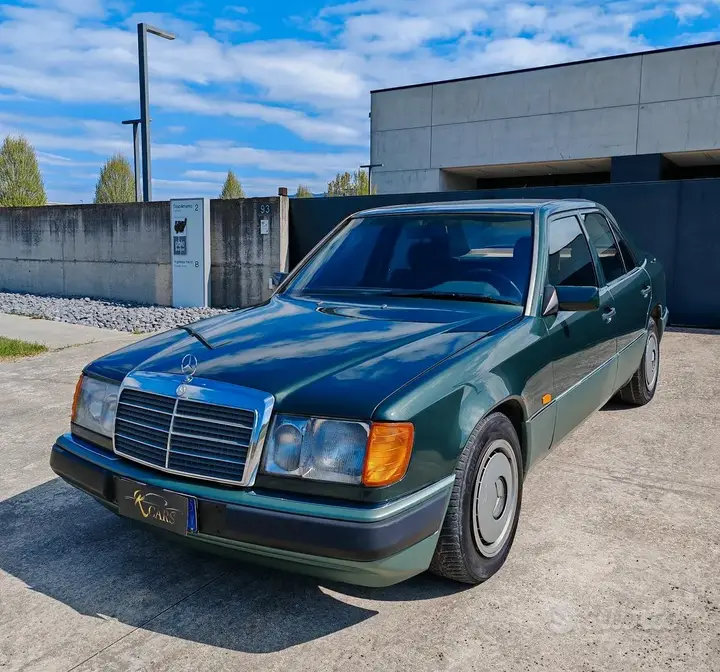 Mercedes-Benz 190