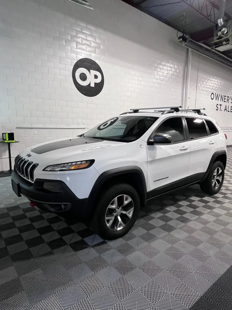 Jeep Cherokee 2016 photo 3