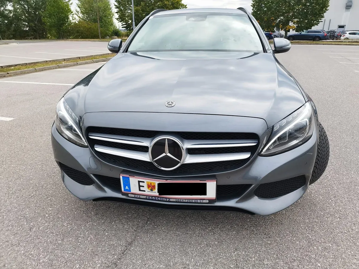 Mercedes-Benz C-Class 2017 photo 2