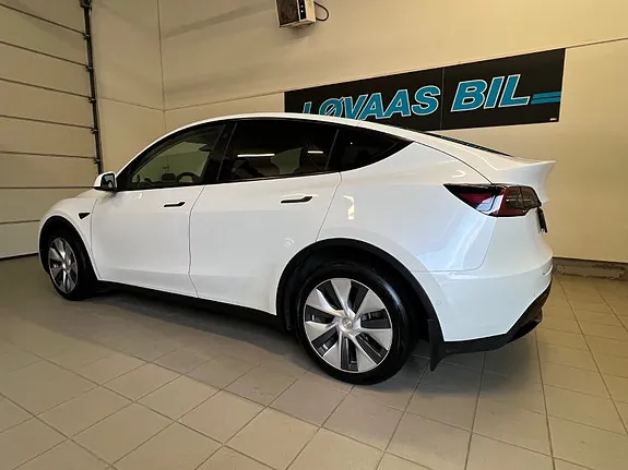 Tesla Model Y 2022 photo 3