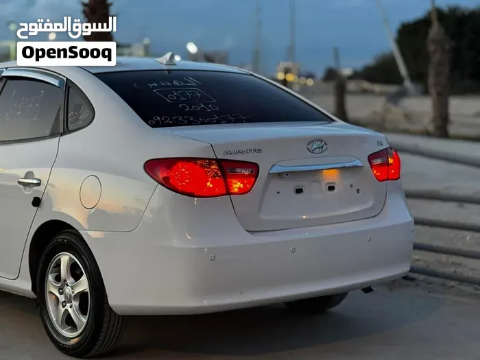 Hyundai Avante 2010 photo 4