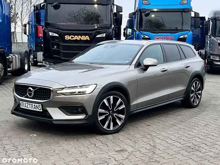 Volvo V60 Cross Country