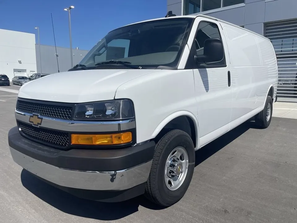 Chevrolet Express 2025 photo 4