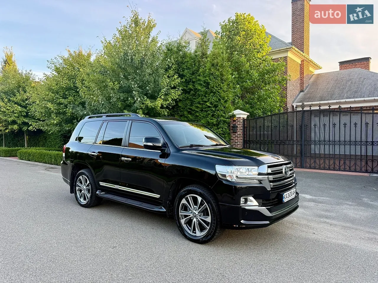 Toyota Land Cruiser 2020 photo 3