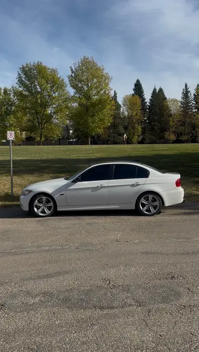 BMW 335Xi 2008 photo 2