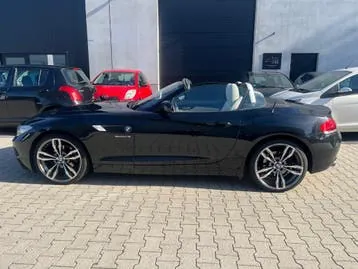 BMW Z4 2010 photo 2