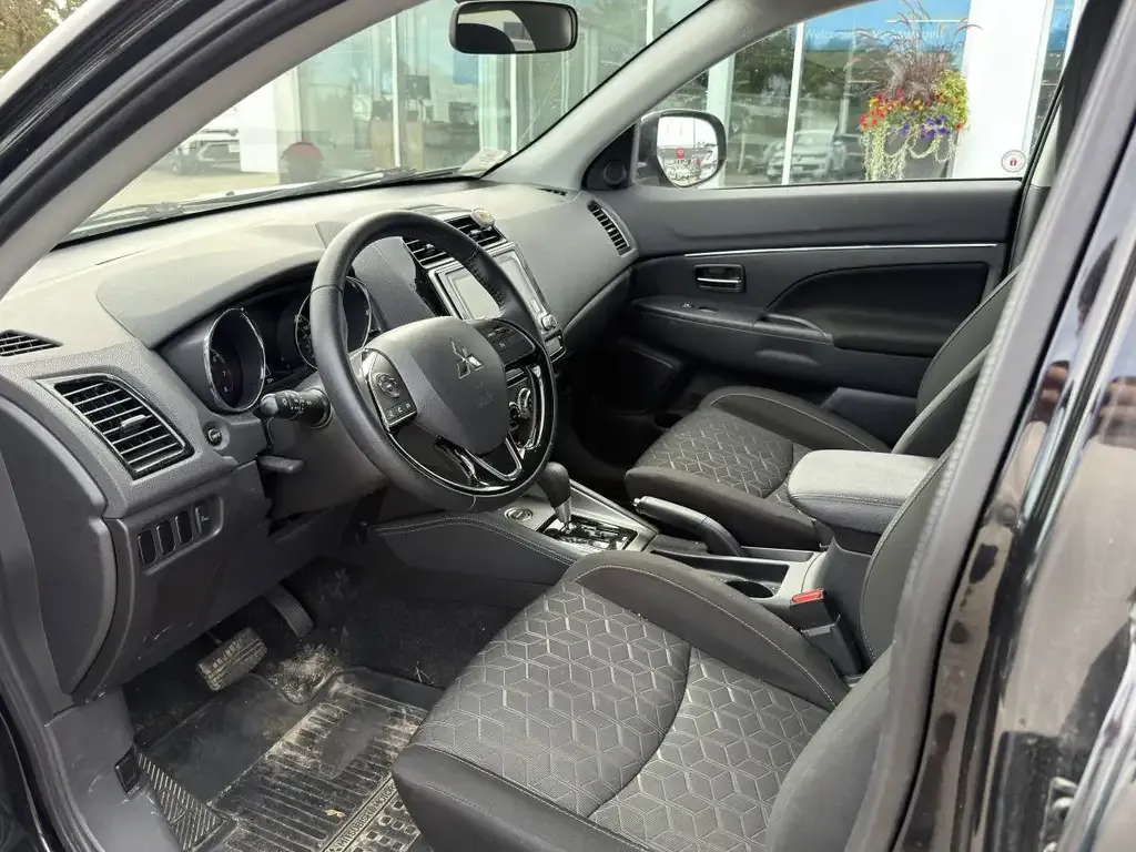 Mitsubishi Rvr 2023 photo 5