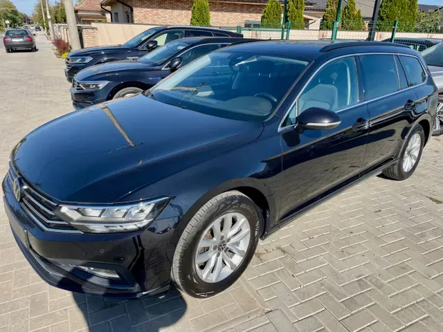 Volkswagen Passat Variant 2023 photo 4