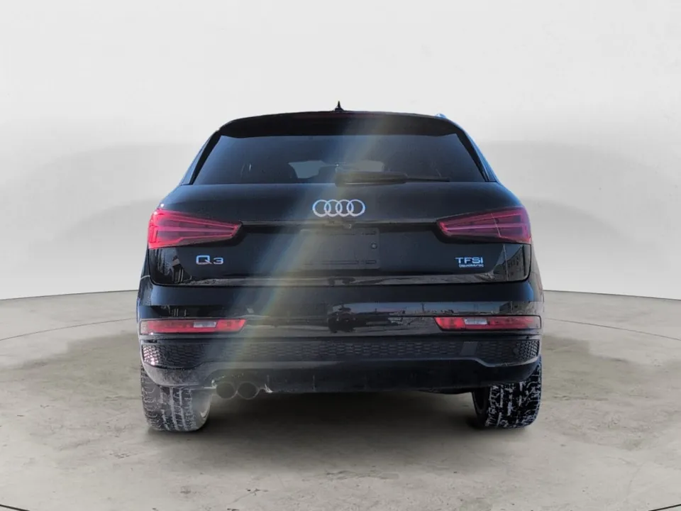 Audi Q3 2016 photo 5
