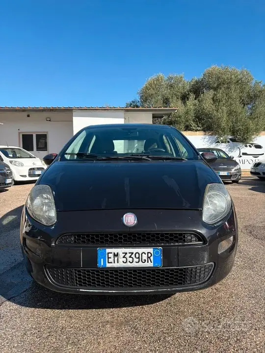 Fiat Punto Evo 2012 photo 2