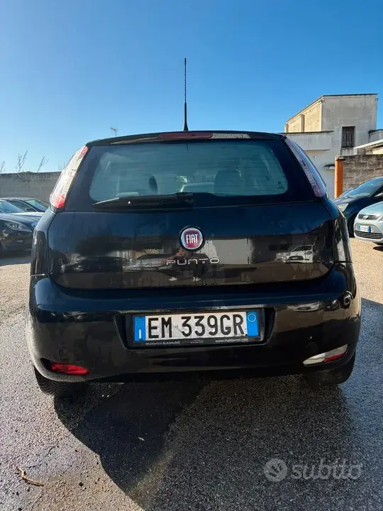 Fiat Punto Evo 2012 photo 4