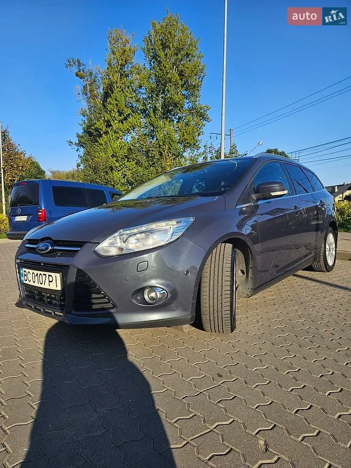 Ford Focus 2013 photo 3