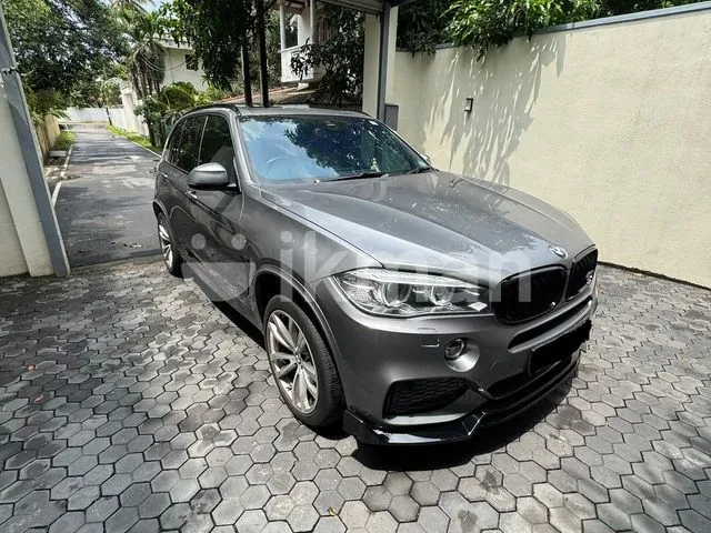 BMW X5 M 2018 photo 4