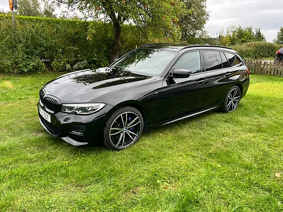 BMW 330E