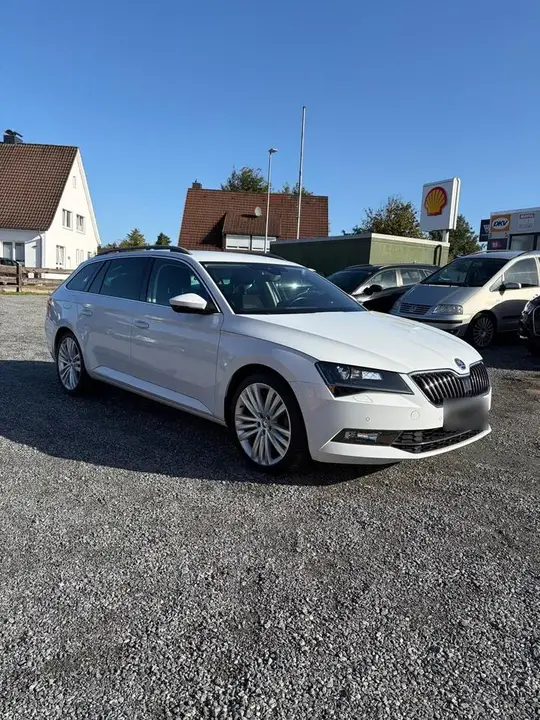Skoda Superb Combi