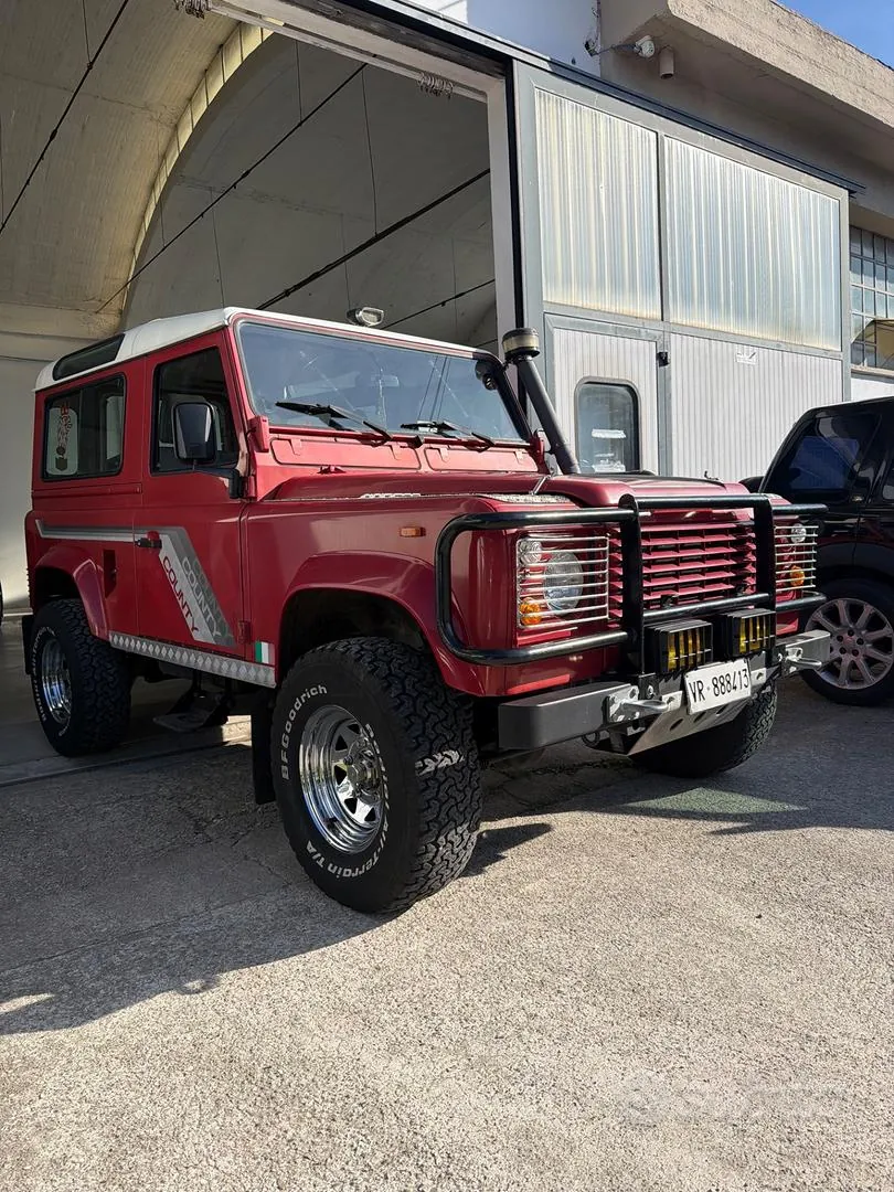 Land Rover Defender