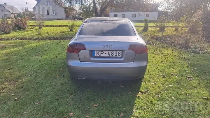 Audi A4 2005 photo 2