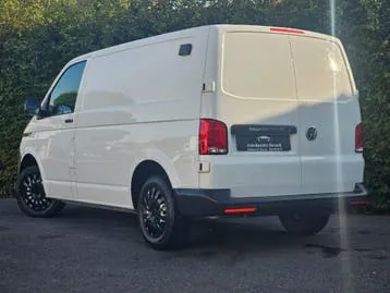 Volkswagen Transporter 2020 photo 2