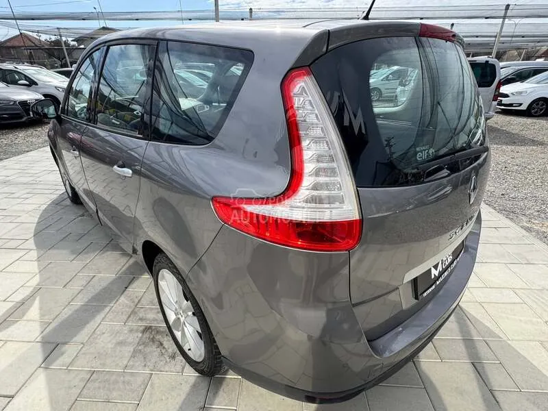 Renault Grand Scenic 2009 photo 5