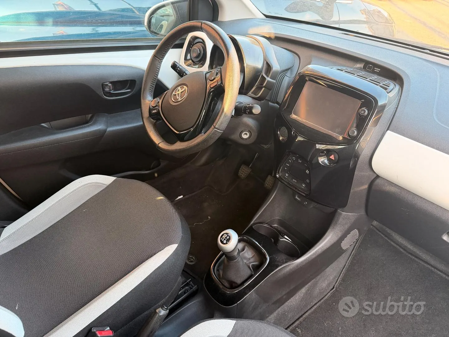 Toyota Aygo 2015 photo 2