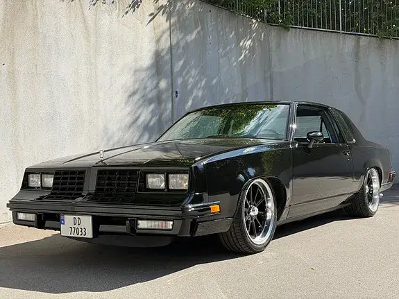 Oldsmobile Cutlass