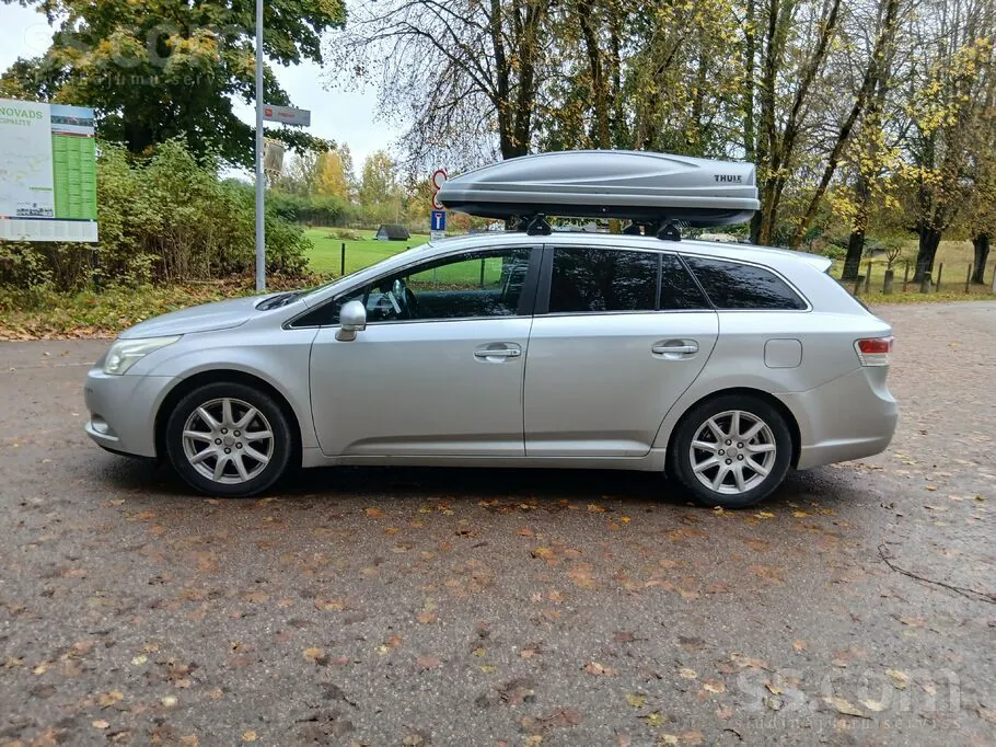 Toyota Avensis 2009 photo 2