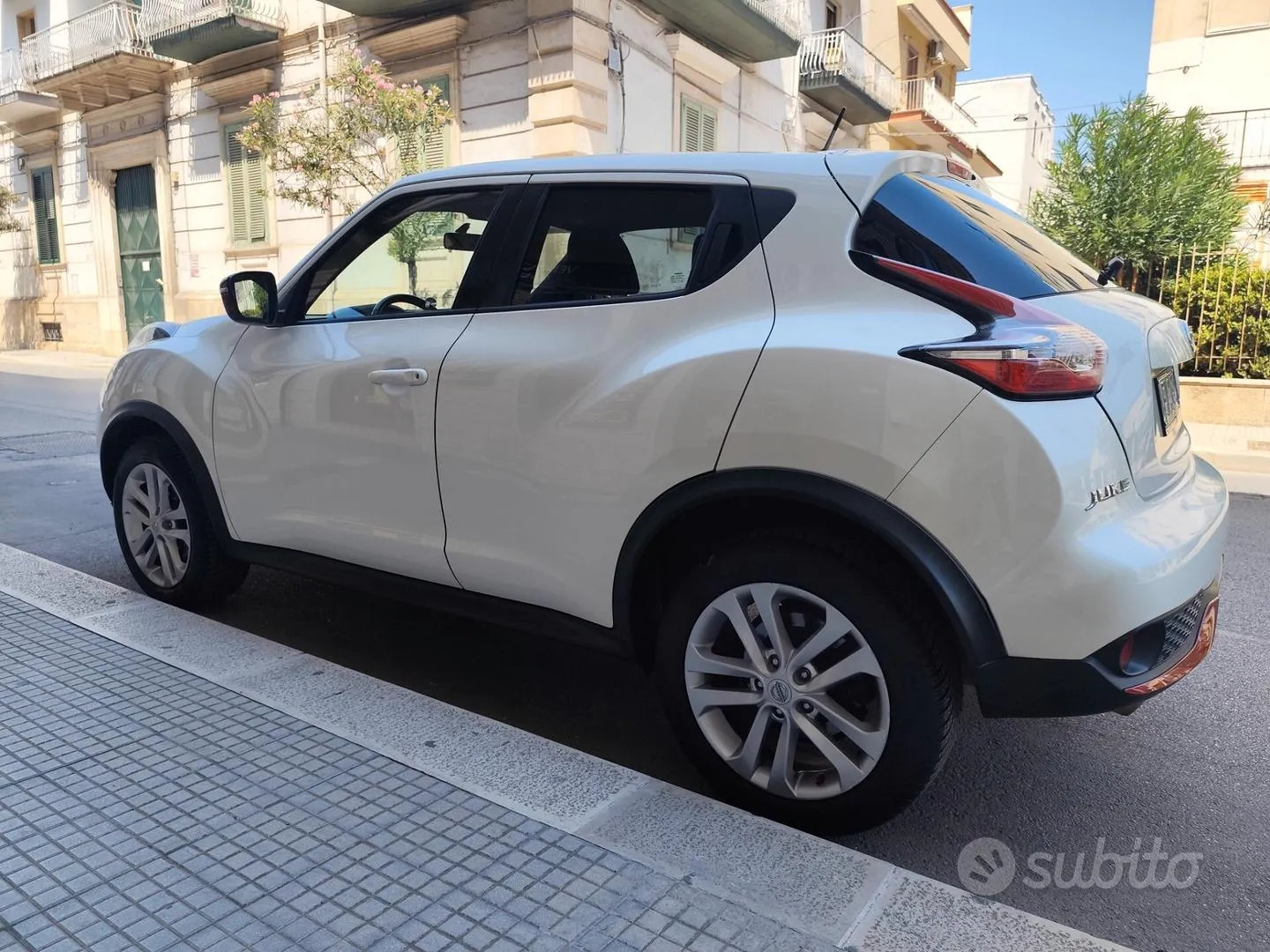 Nissan Juke 2015 photo 5