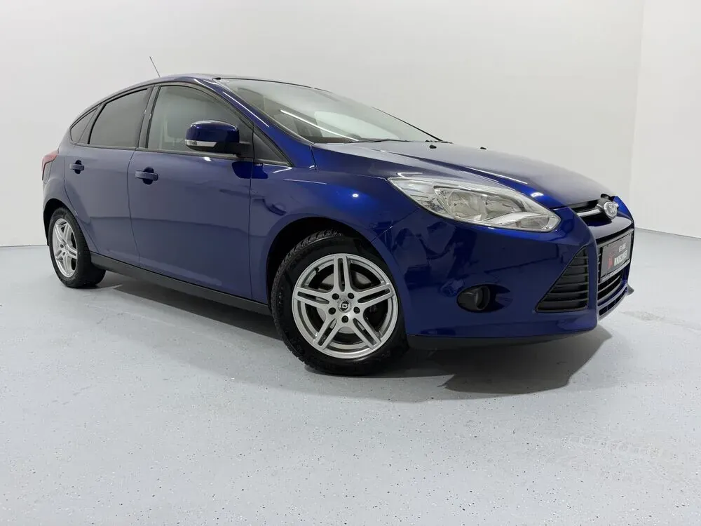 Ford Focus 2014 photo 2