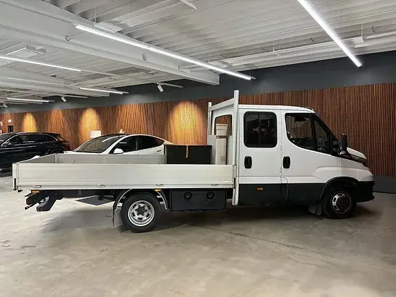 Iveco Daily 2022 photo 4