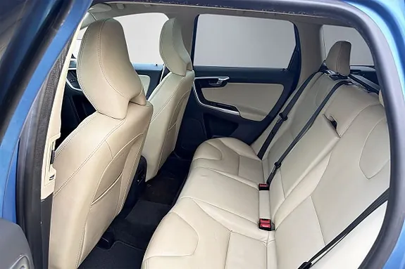 Volvo Xc60 2017 photo 5