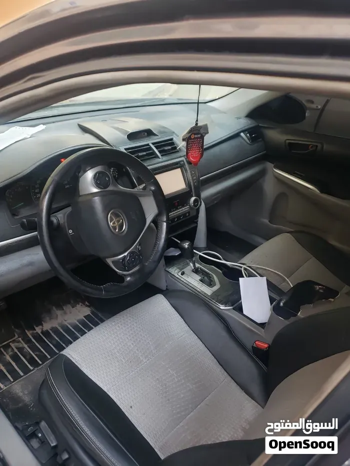 Toyota Camry 2014 photo 2
