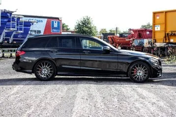Mercedes-Benz C-Class 2019 photo 2