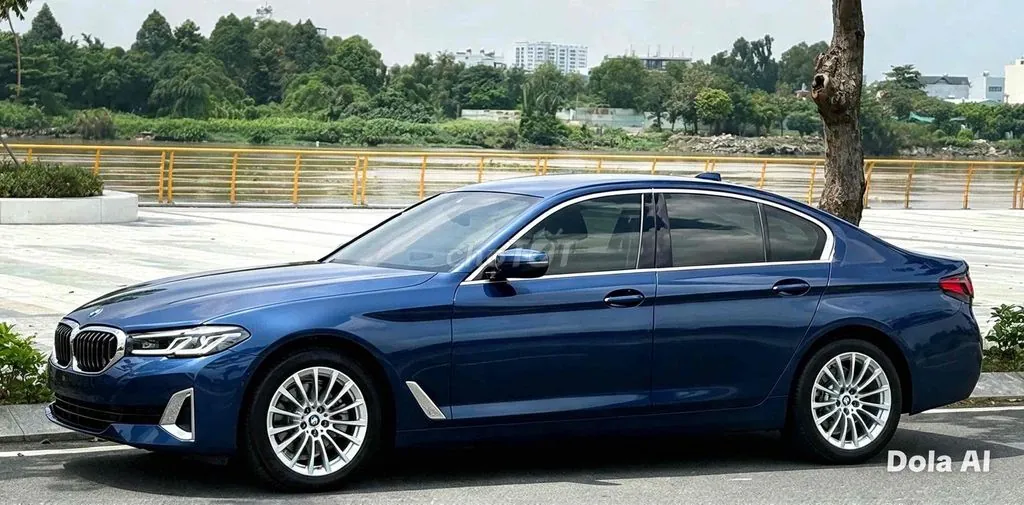 BMW 520I 2022 photo 3