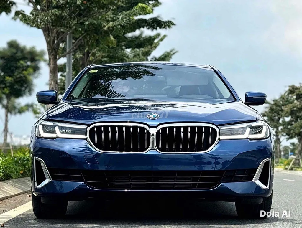 BMW 520I