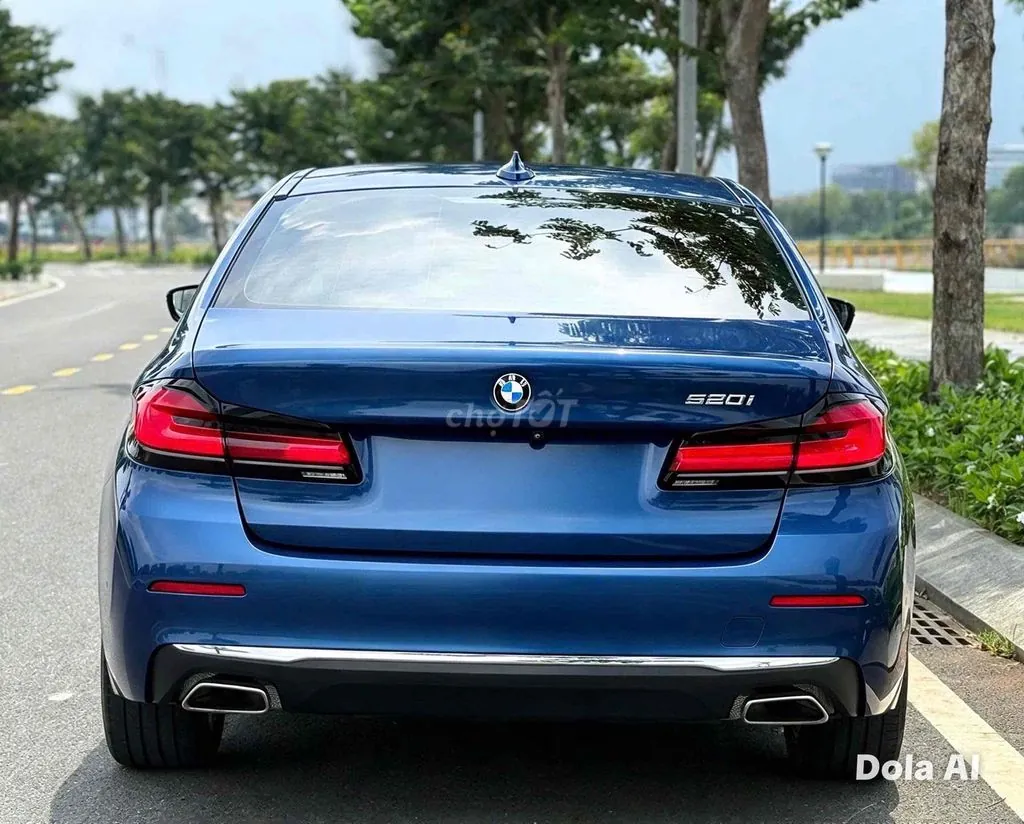 BMW 520I 2022 photo 2