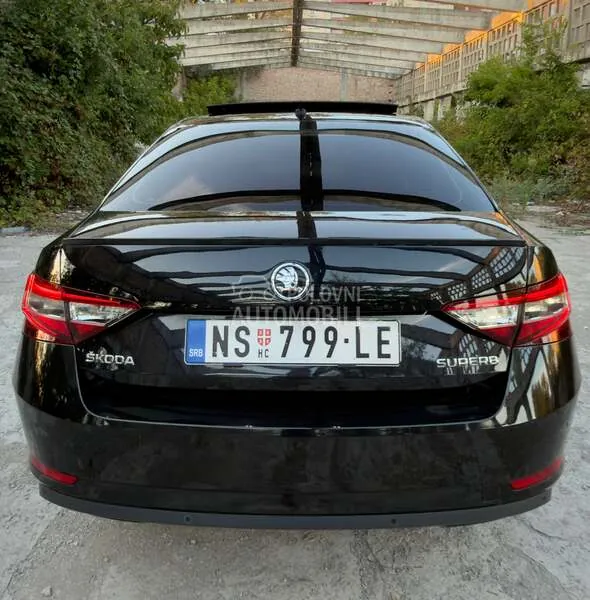 Skoda Superb 2016 photo 5
