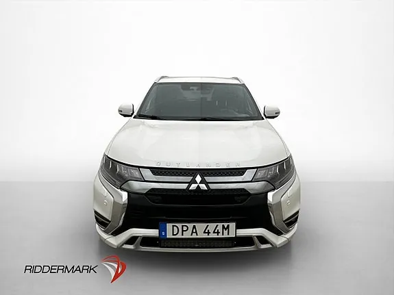 Mitsubishi Outlander 2020 photo 2